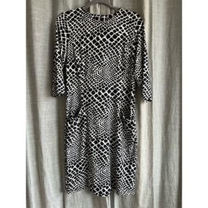 J. McLaughlin Black/Gray Snake Print 3/4 Sleeve Dress | Women's L US